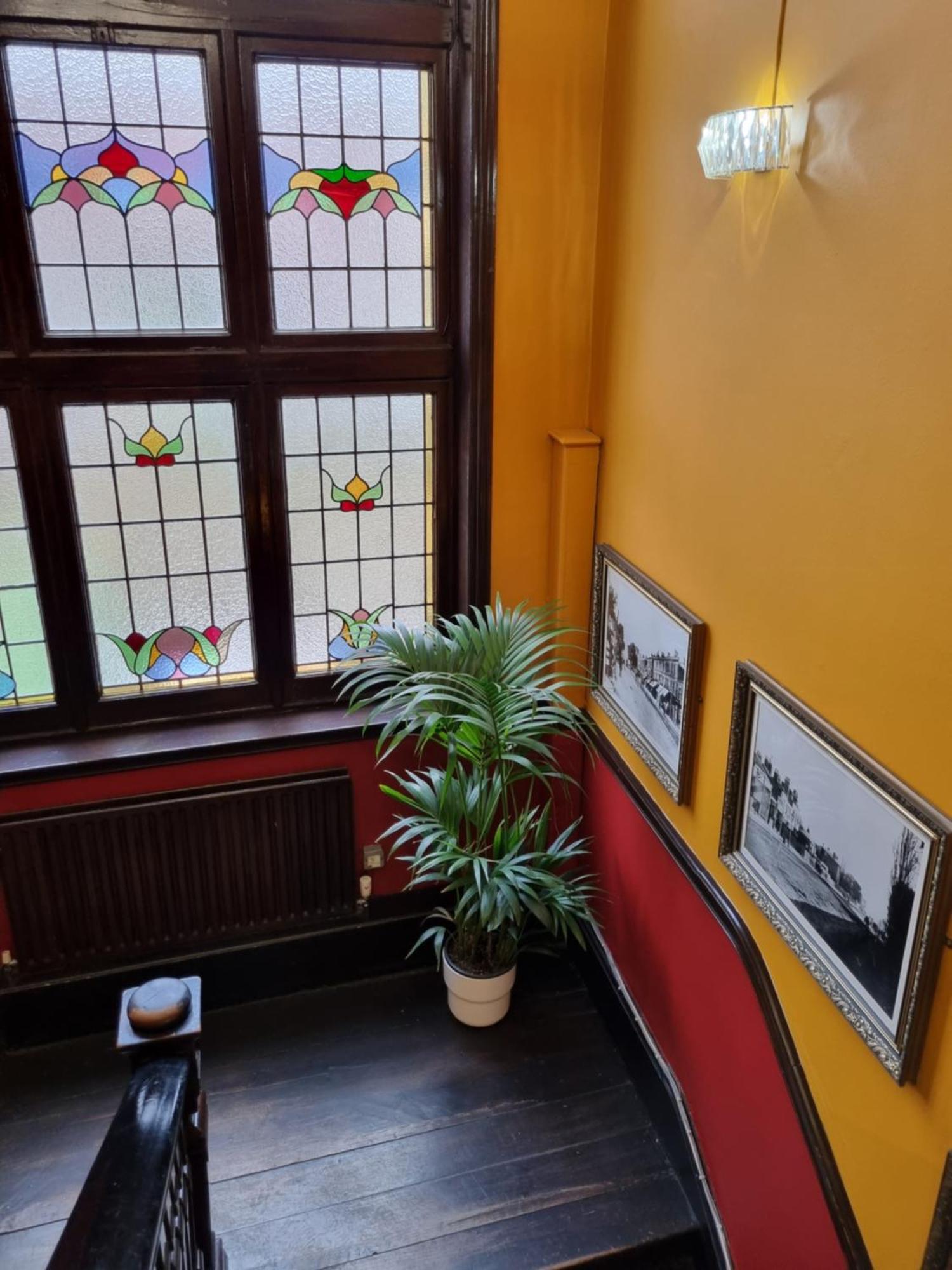 The Windmill Hotel London Ngoại thất bức ảnh